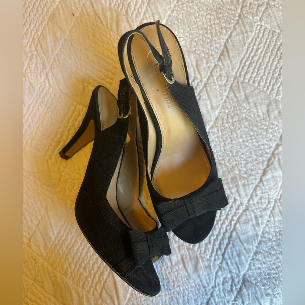 Vintage pumps